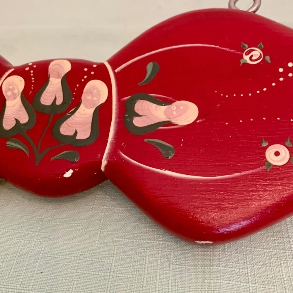 Red Merry Christmas Hanging Wood Sign Wall Plaque Ribbon Bow Hand Painted 24”